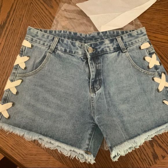 Vocal Side Tie Denim Shorts - Picture 2 of 2
